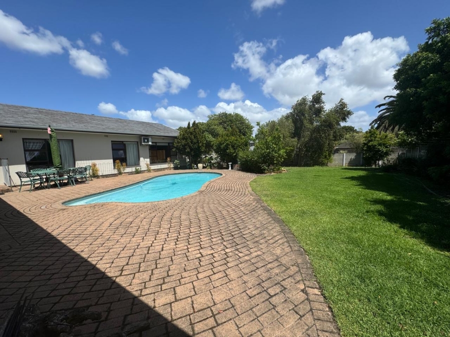 3 Bedroom Property for Sale in Amandelsig Western Cape